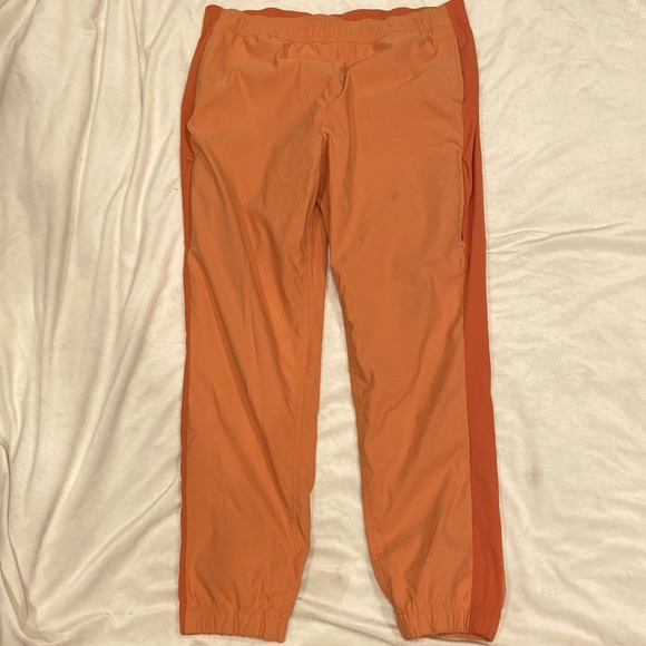 Pantaloncini Da Trekking Donna Eddie Bauer – Leggeri, Elasticizzati, UPF 50, Viola (Taglia 52)